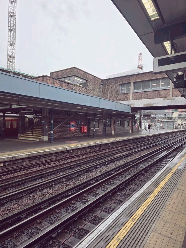 เข้าสู่วันที่ 5 เดินทางสู่ London ด้วยรถไฟ 🚄