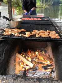 Best Salmon Bake & Dungeness Crab at Gold Creek Alaska