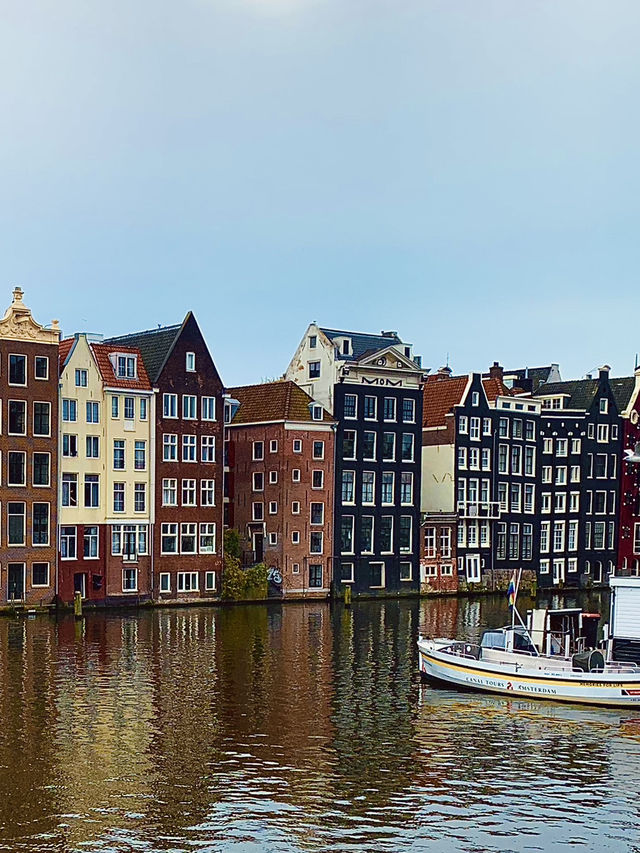 Quaint NARROW Dutch-style Houses in Amsterdam 😍