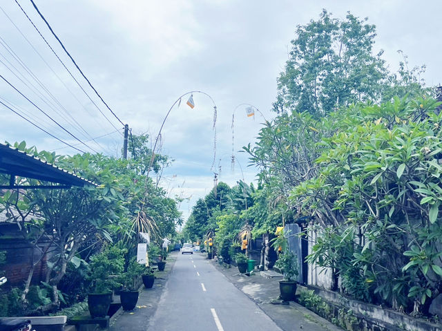 峇里島當地著名景點推薦：Campuhan Ridge Walk，適合拍照打卡親子遊。