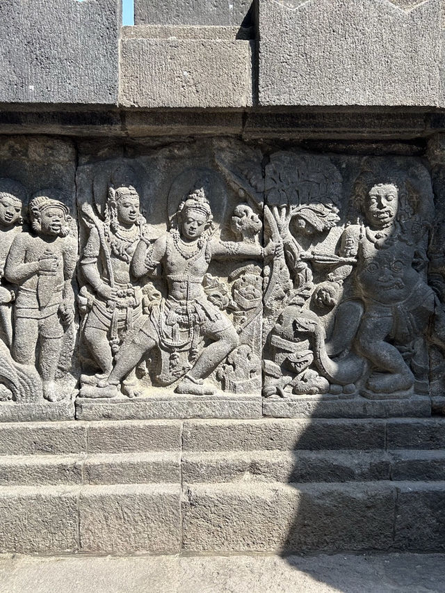 【ジョクジャカルタ】プランバナン寺院観光ガイド