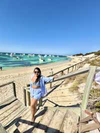Lost in Summer Paradise of Longreach Bay Guide, Rottnest Island