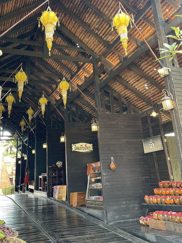 เดินชมตลาดเมืองมัลลิกา 🛍️