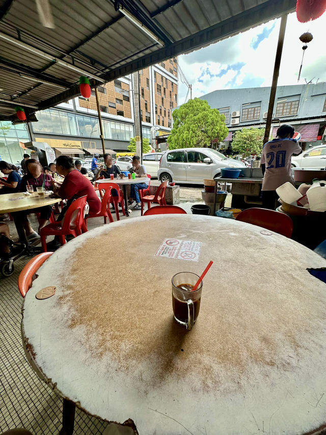 Weekend Food Hunt: The Best Pork Noodles at Petaling Jaya!