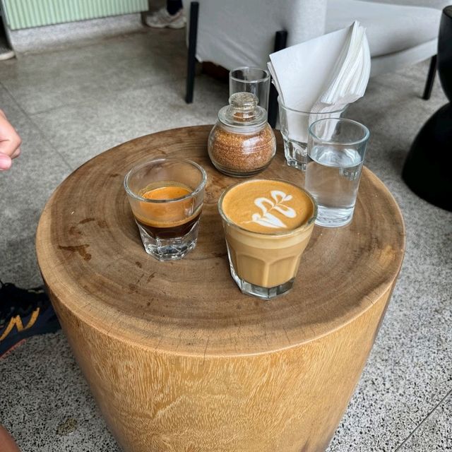 nice resort with a cafe