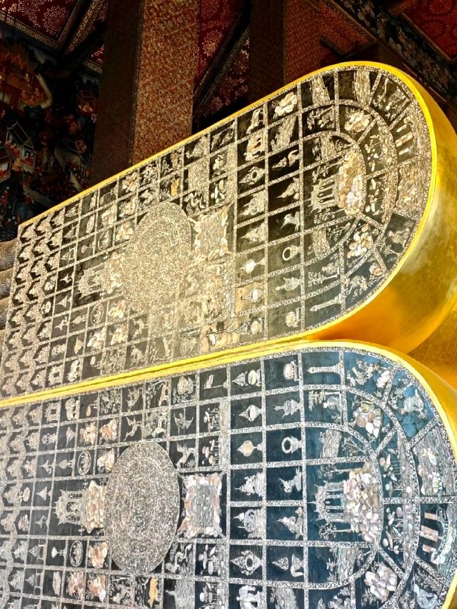 A Moment of Peace at Wat Pho