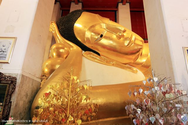 กราบพระนอนจักรสีห์