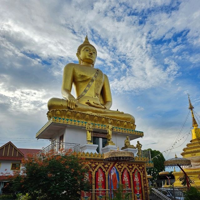 🌻ไหว้พระทำบุญ | วัดป่าเห็ว (สันปูเลย)🌼