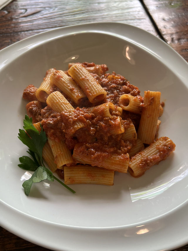 IL Bolognese อิล โบโลเยเซ่ อาหารอิตาเลียนย่านสาทร