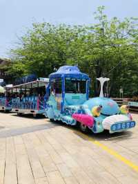 室外室內的一個很寫意的公園🥳