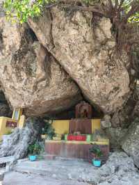 位處半山的百年古代禪院