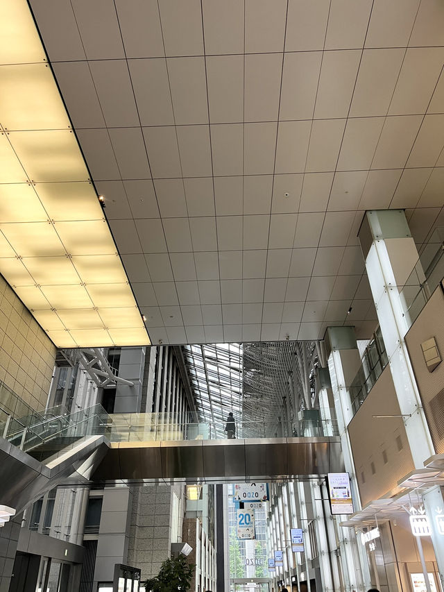 【駅直結で超便利！知的＆おしゃれが詰まった「丸の内オアゾ」】