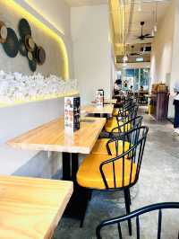 The Flows Gourmet Sepang: A Culinary Gem for Authentic Chinese Delights
