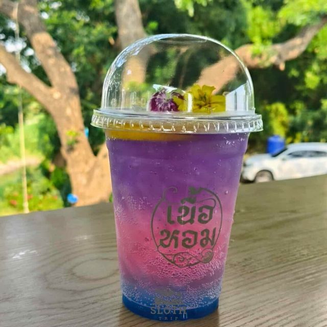 🧃เนื้อหอม Cafe & Bistro