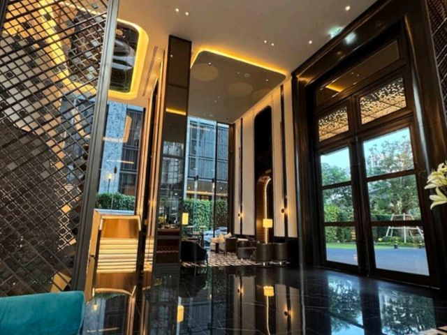 曼谷素坤逸洲際酒店，通羅區新穎五星酒店入住體驗