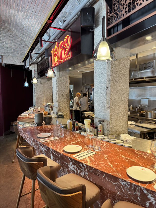 【香港】 中環大館監獄原址，親嘗西班牙監獄大餐！