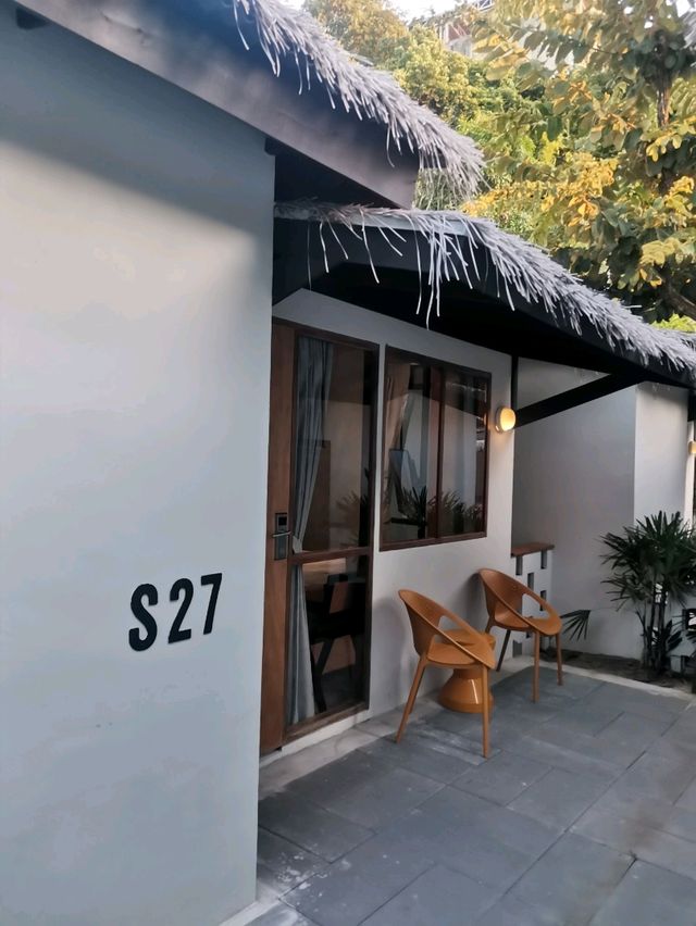 Escape Beach Resort เกาะสมุย