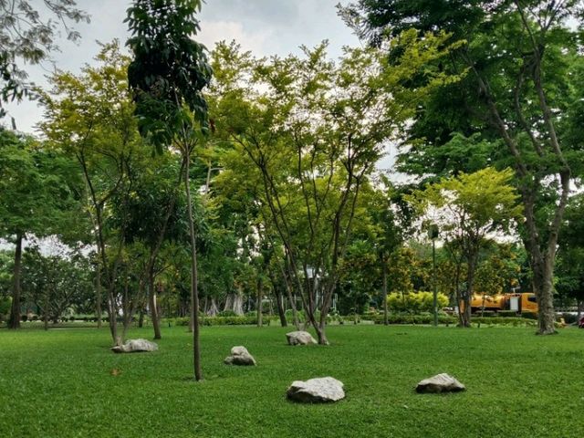 สวนในกรุง  สวนสราญรมย์ กรุงเทพมหานคร