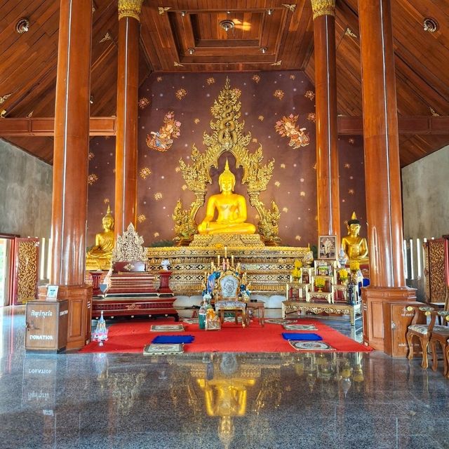 สักการะพระพุทธรูปพุทธลักษณะงดงามที่สุดแห่งล้านนา