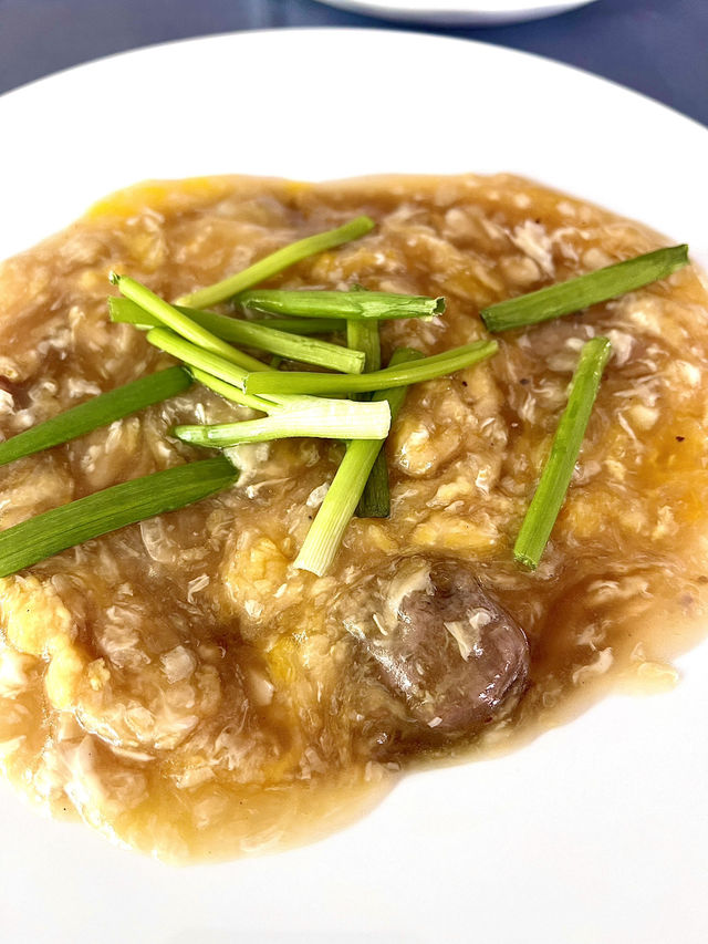 “Skyline Sojourn: A 2-Day Kuala Lumpur Itinerary with Envi Skydining Delight” 