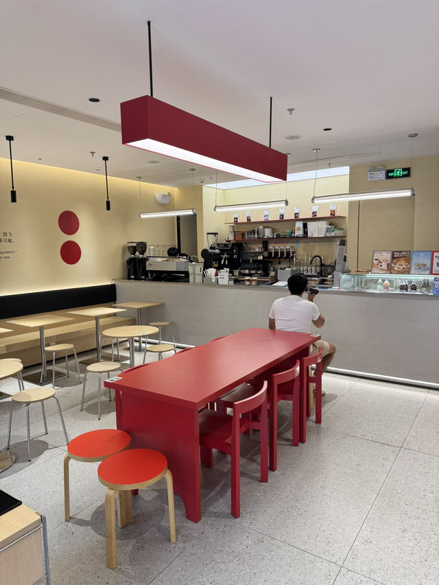 【深圳】 Kodice 簡約風咖啡店：時尚、大氣、咖啡有創意