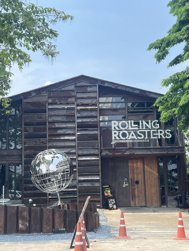 ☕️🪵Rolling Roasters – คาเฟ่สายเท่ที่เราปลื้มมาก!