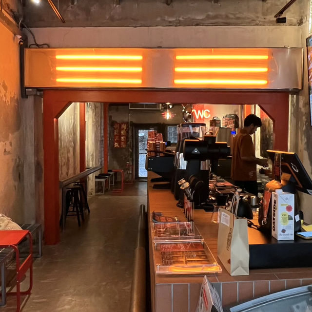 曼谷唐人街藏了家寶藏咖啡館💕LocalBoys