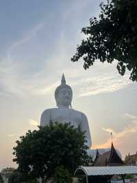 วัดม่วง อ่างทอง