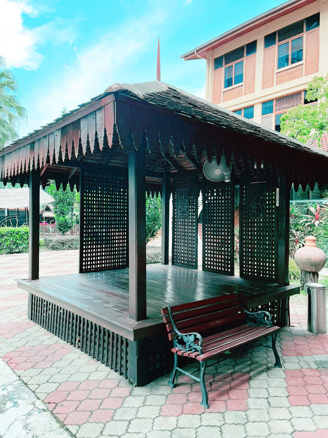 Insta-Worthy Heritage at Kompleks Kraf Kuala Lumpur