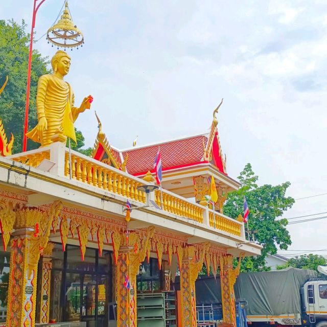 วัดพุฒิปรางค์ปราโมทย์ วิจิตรพิสดาร