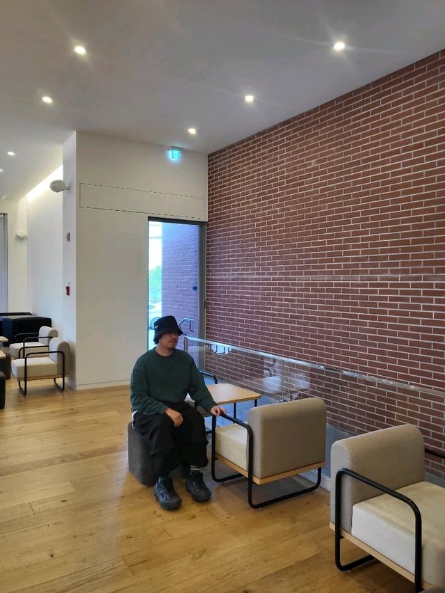 탁트인 저수지 보며 힐링하는 경북 칠곡카페