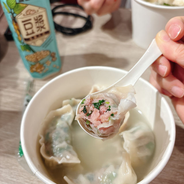 餃子好大粒有水準 好味😋