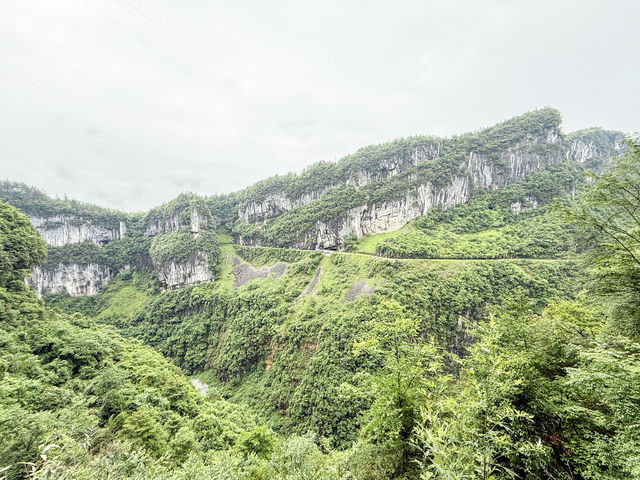 เที่ยวอุทยานหลุมฟ้า สามสะพานสวรรค์ อู่หลง
