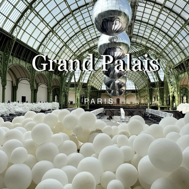 Grand Palais Éphémère: Get Ready to Float at the Balloon Museum! 🎈✨