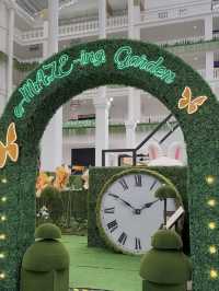 Giant Capybara and Garden Vibes: Our Eco Galleria Experience
