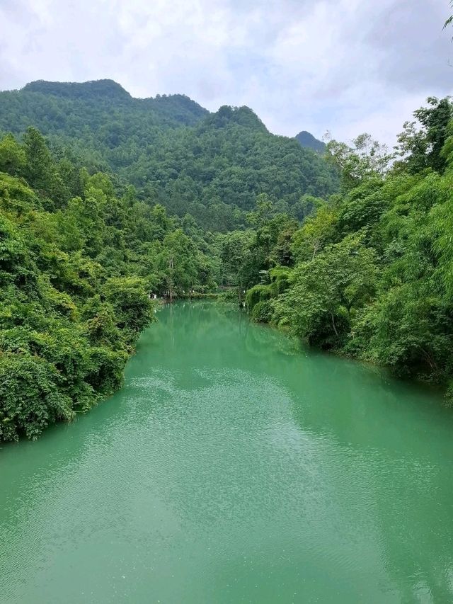 人間藍寶石