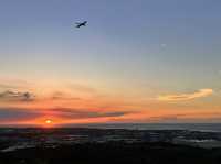 飛機迷打卡點大公開✈️機捷山鼻站一日慢旅🌅 飛機、夕陽、海風一次打包！