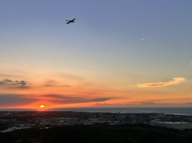 飛機迷打卡點大公開✈️機捷山鼻站一日慢旅🌅 飛機、夕陽、海風一次打包！