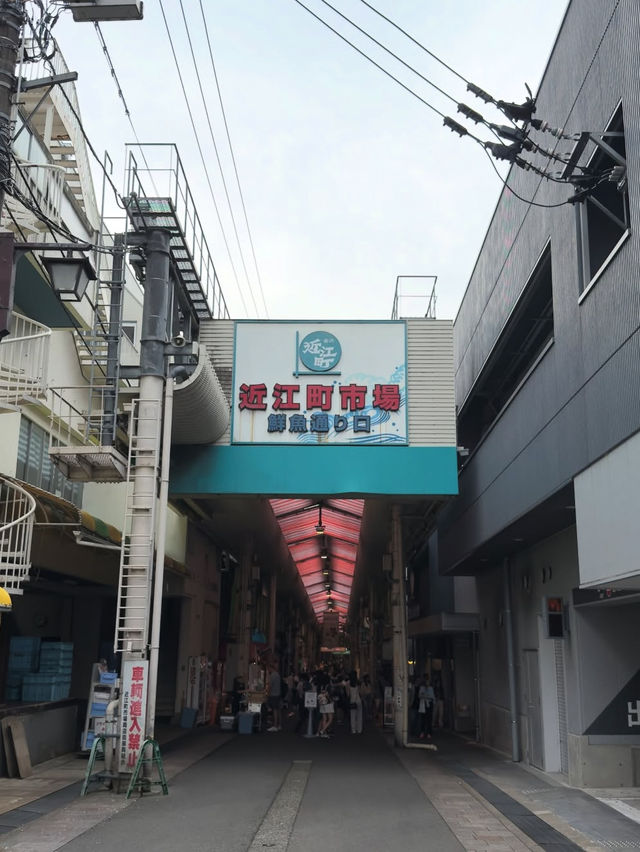 金沢の台所で食べ歩き三昧🍣近江町市場で旬の味覚を満喫！