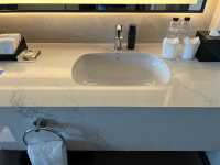 🇹🇭 Modern Comfort with a Personal Touch – Carlton Hotel Sukhumvit