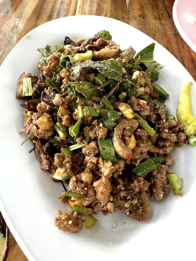ร้านลาบพิศ โคราช ร้านเด็ดต้องมา