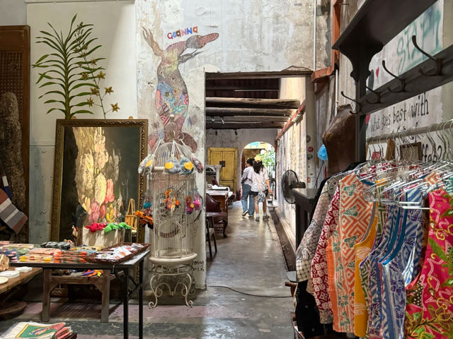 Penang: Art Lane — A Must-Visit Street for Unique Shops! 🎨🛍️