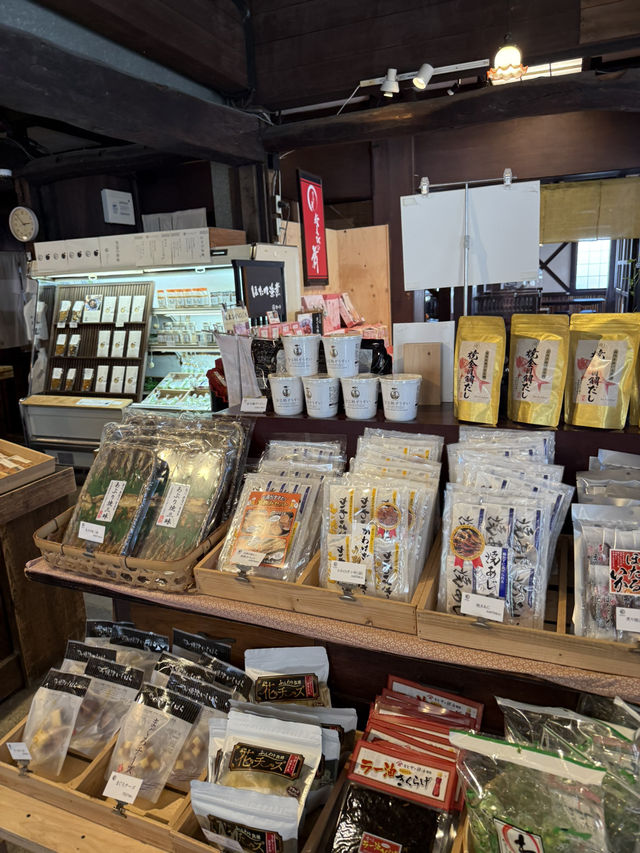 ⏰下田駅前で見つけた！「下田時計台フロント」