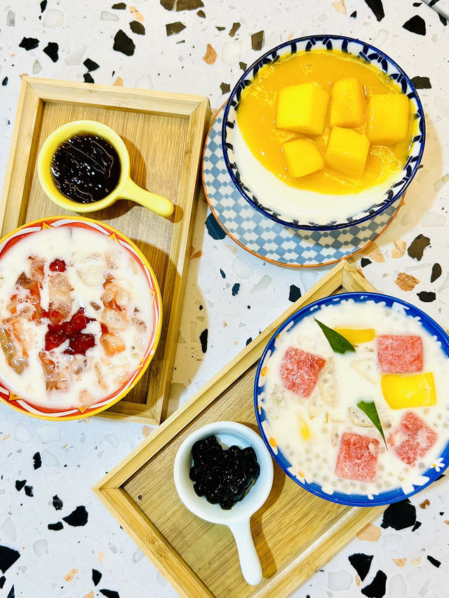 Life to short to skip dessert 🤍
