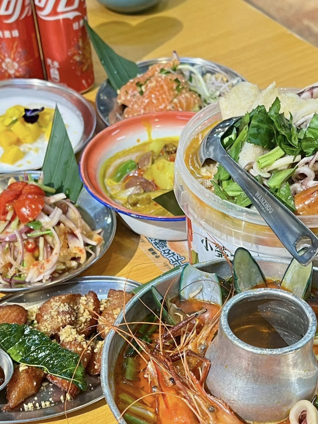 珠海隱祕泰味寶藏地 💕 小清邁大排擋(銀海新村店)
