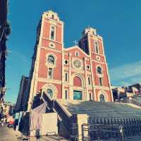 Divine & Delicious: A Solo Trip to Xiamen’s Catholic Church & Eighth Market