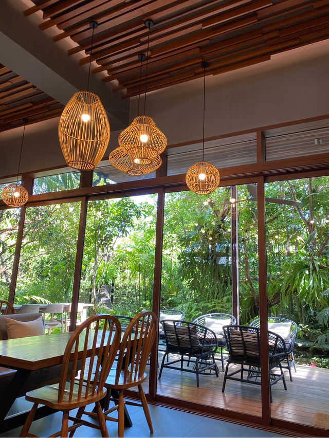 🌿☕ รีวิว: ORB Cafe & Meal – คาเฟ่สไตล์อบอุ่น