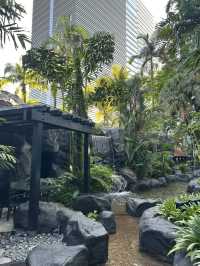 Hilton KL: Excellent location and still grand