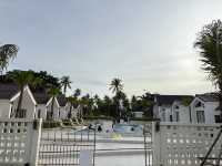 WAWA beach resort ไม้แก่น ปัตตานี