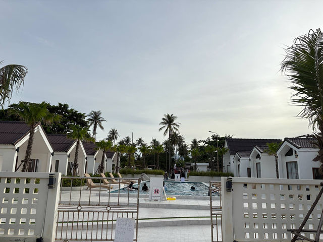 WAWA beach resort ไม้แก่น ปัตตานี